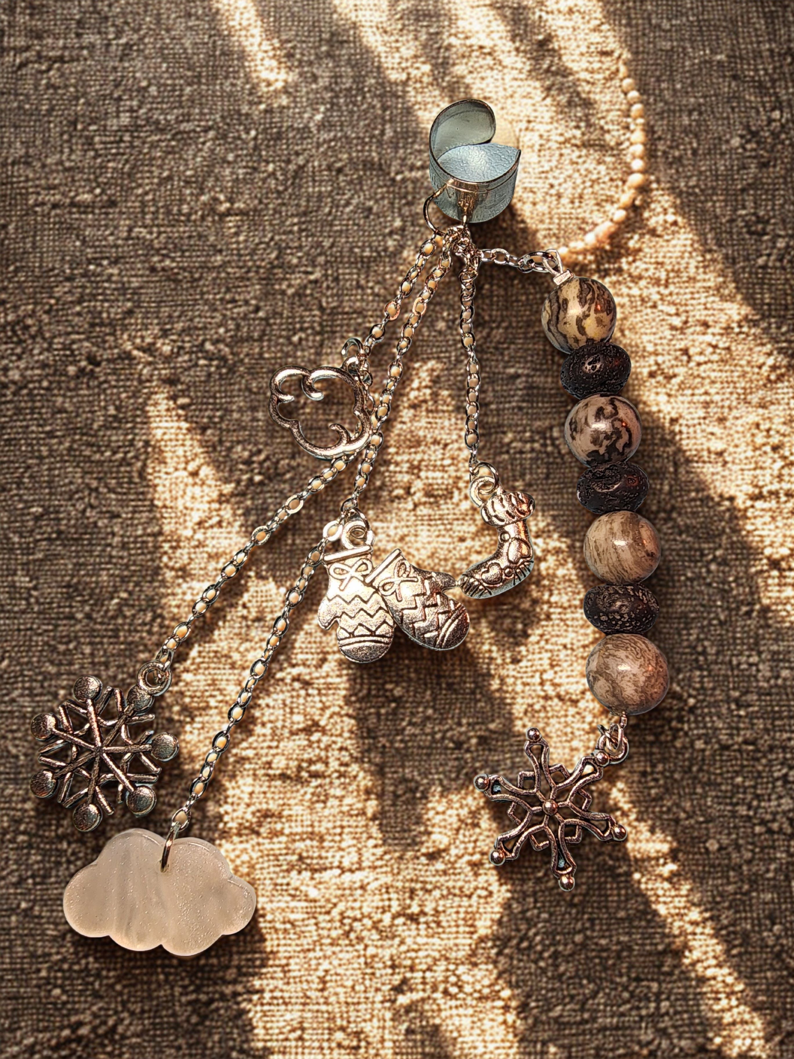 Pinch Ear Cuff